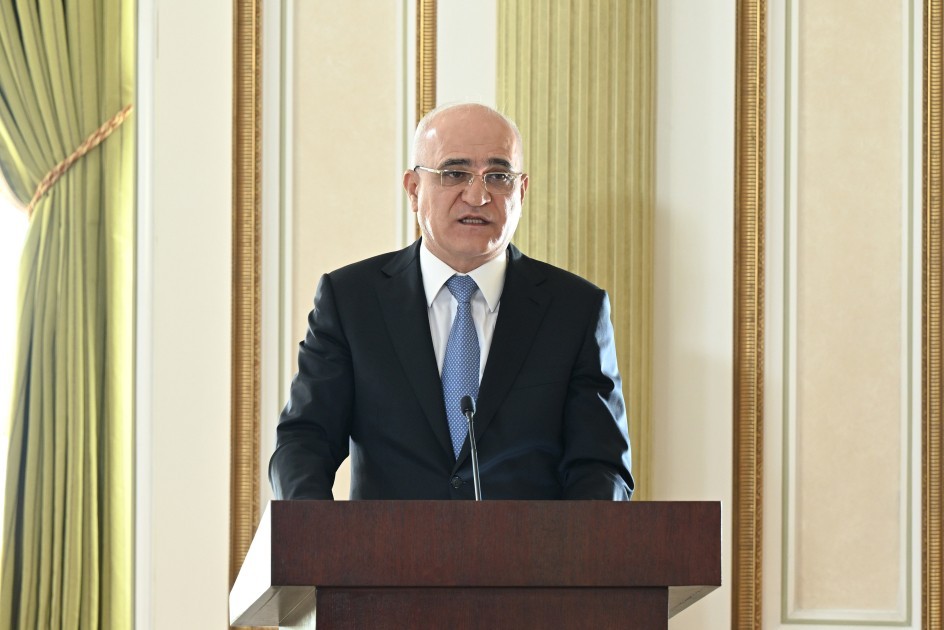 Prezident müşavirə keçirdi -TAM MƏTN (YENİLƏNİB)