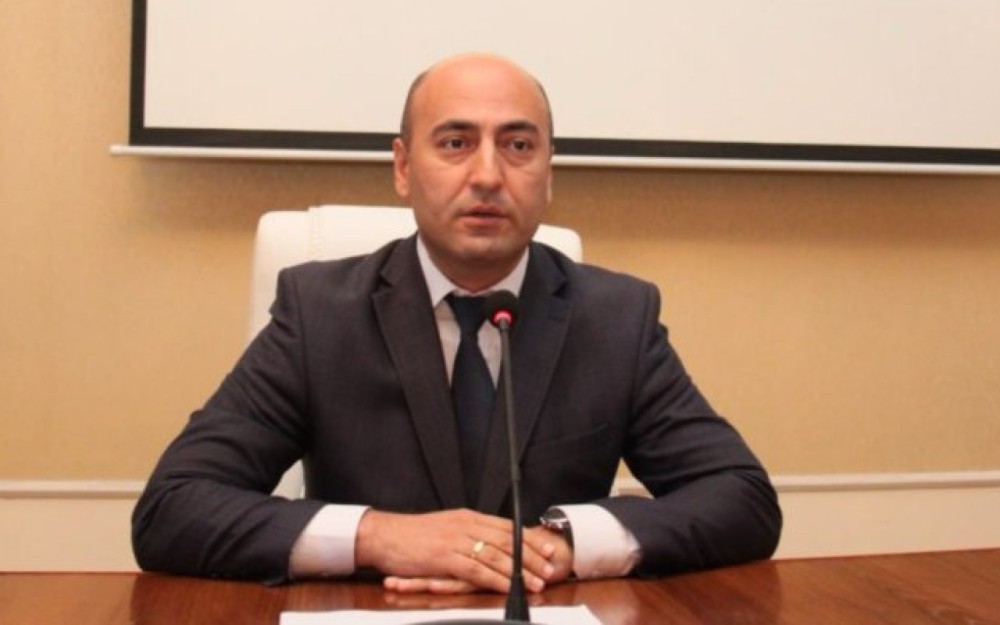 Rektor özünə müşavir təyin etdi - FOTO