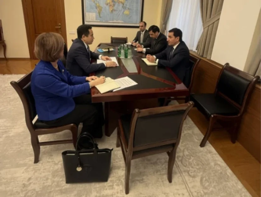 Hikmət Hacıyev Qazaxıstan səfiri ilə görüşdü -FOTO